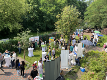Beim Sommerjobfestival in der Manege gGmbH im Don Bosco Zentrum Berlin konnten junge Menschen Arbeitgeber und Bildungsangebote kennenlernen.